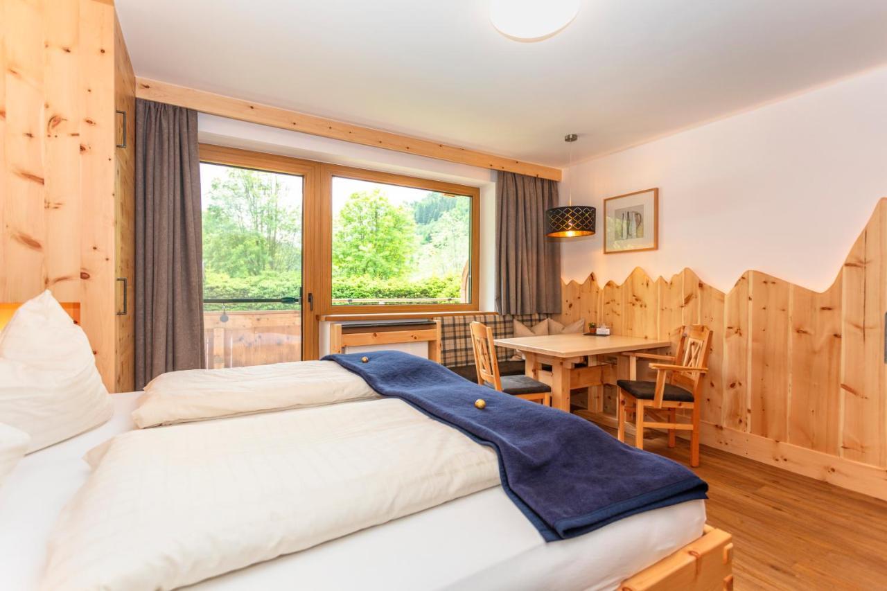 Apartment Gaestehaus Luggau Rauris Exterior photo